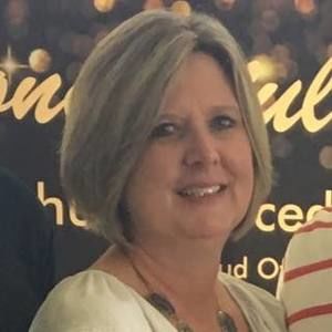 Meet your Posher, Angie